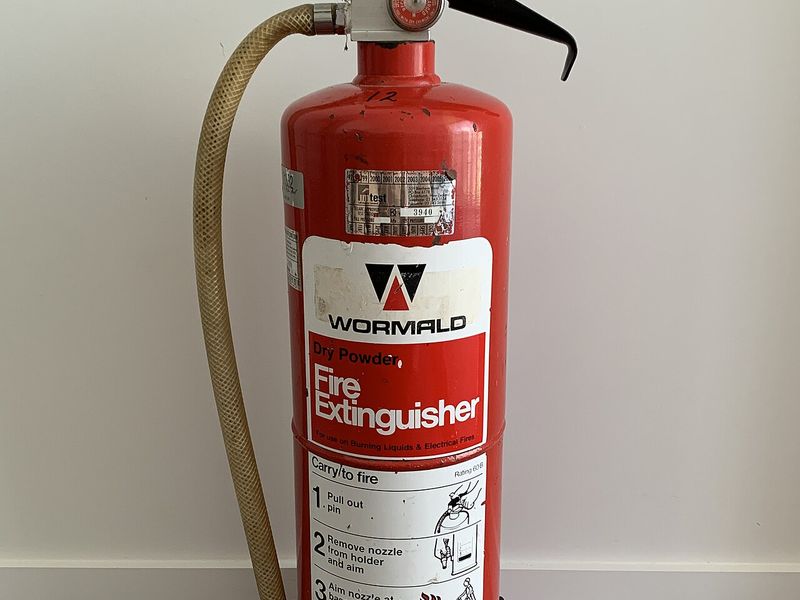 ABC Dry Powder Fire Extinguisher (4 / 6 / 9 kg)